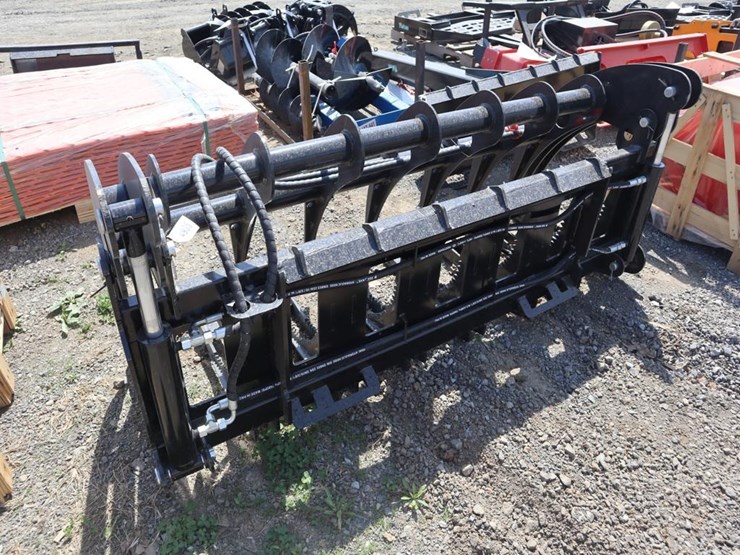 future-skid-steer-grapple-image-4