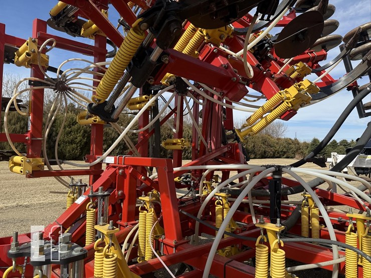 2007-bourgault-5710-image-24