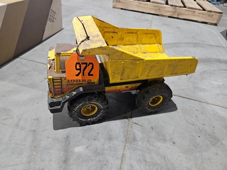#972-•-tonka-toy-metal-dump-truck-image-2