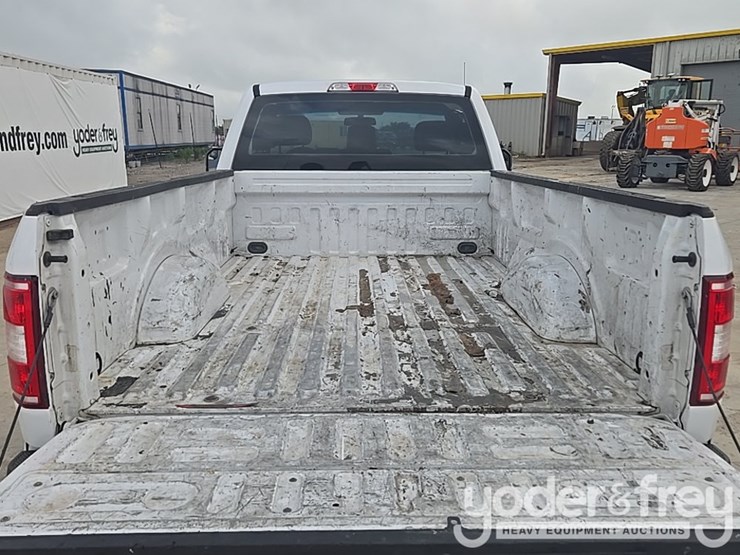 2019-ford-f150-image-31