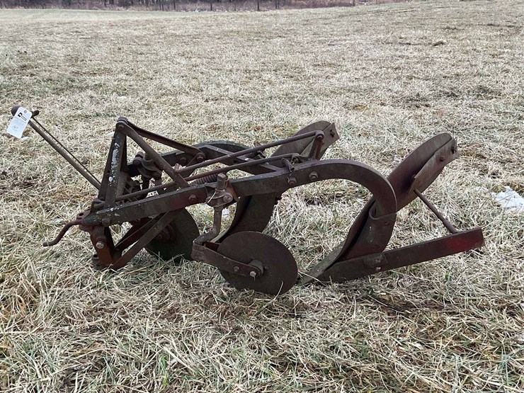 two-bottom-fordson-plow-image-5