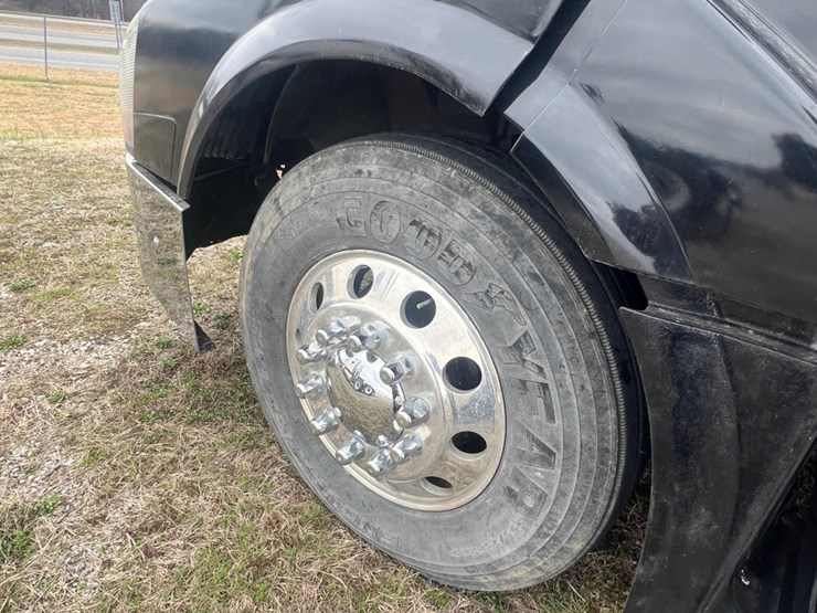 #31955-•-2012-volvo-vnl-tandem-axle-truck-tractor-image-40