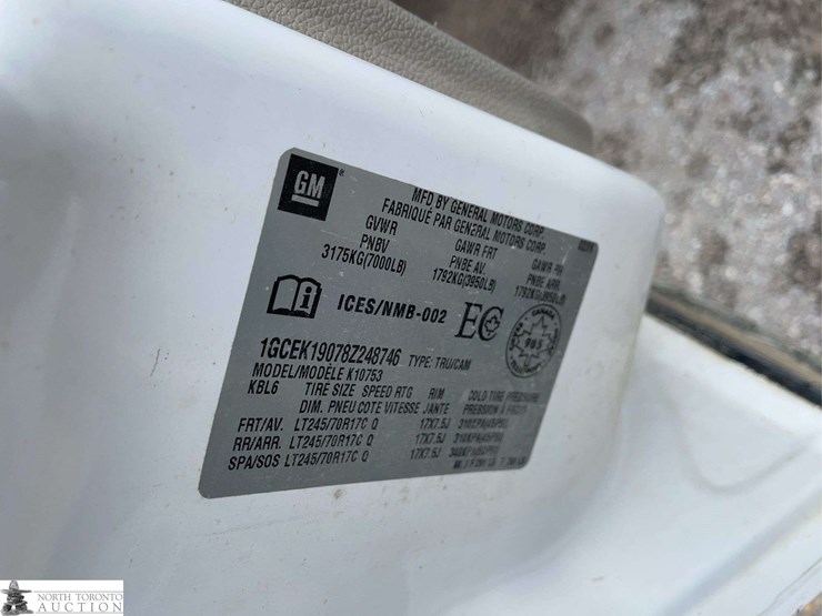 2008-chevrolet-silverado-1500-image-25