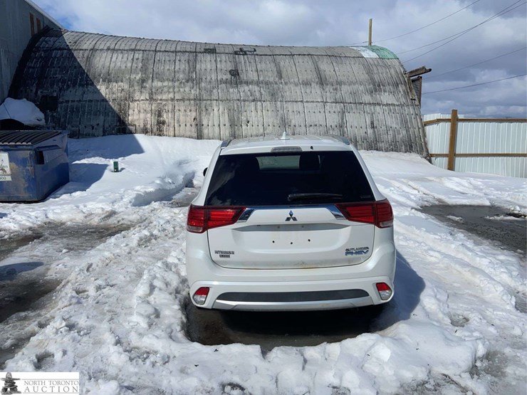 2018-mitsubishi-outlander-image-5