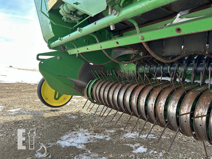 2001-john-deere-567-image-15