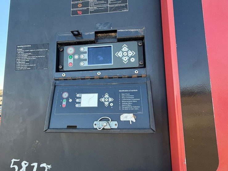 #31708-•-2016-atlas-copco-cps850-ft4-workizer-towable-air-c-image-14