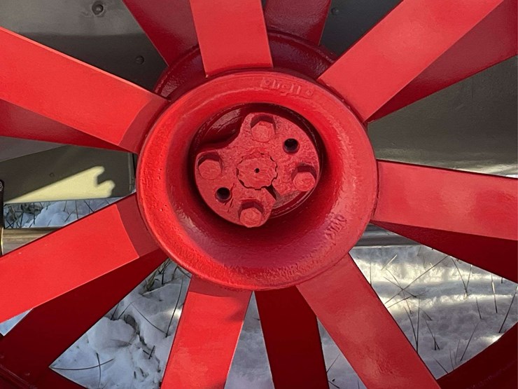 1925-fordson-with-mounted-terrace-plow-image-10