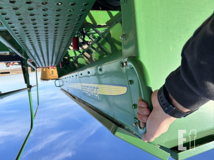 2004-john-deere-1590-image-22