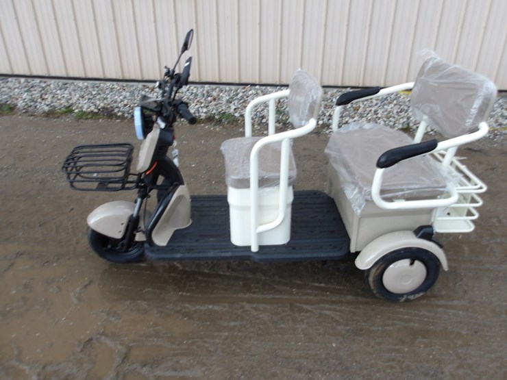 #7335-•-irgc40-mini-golf-cart-image-1
