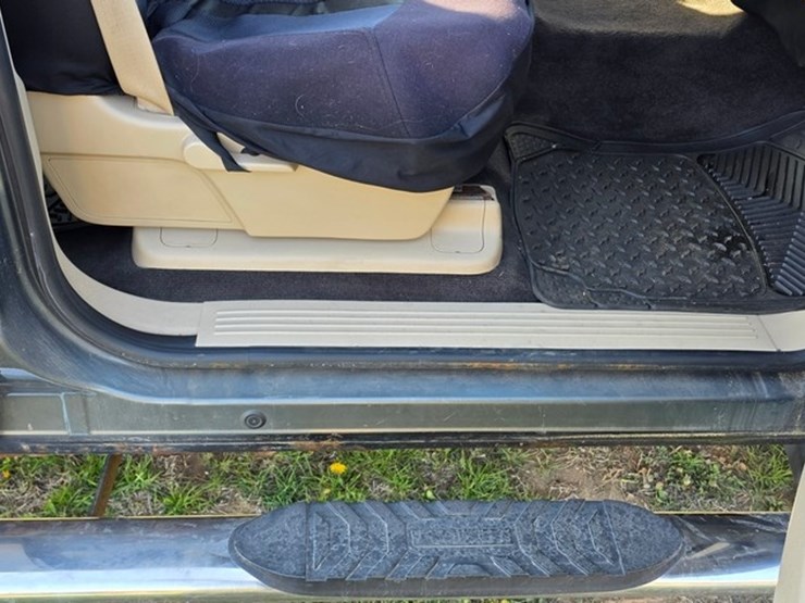 2011-chevrolet-2500-image-45