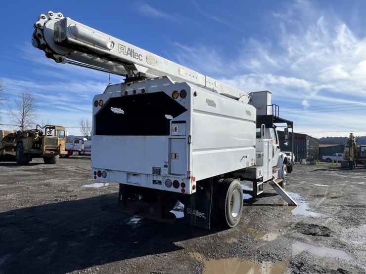 2016-freightliner-m2-s/a-bucket-truck-image-4