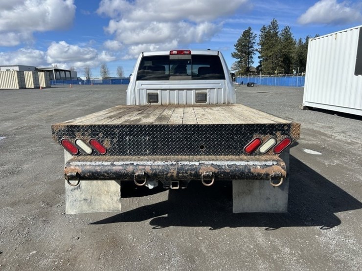 2010-dodge-ram-3500-image-4