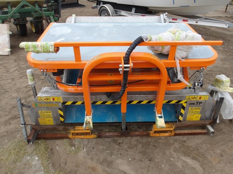 #7427-•-ortonec-model-tp-hydraulic-produce-conveyor-image-12