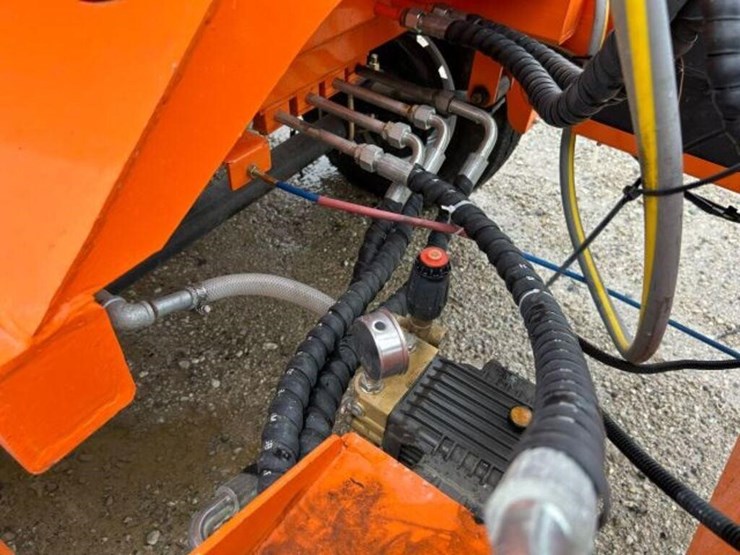 2025-tow-behind-2-cubic-meter-tri/a-concrete-mixer-image-23