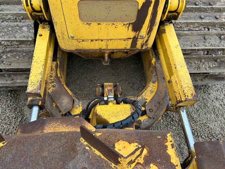 2017-komatsu-d51pxi-24-image-10