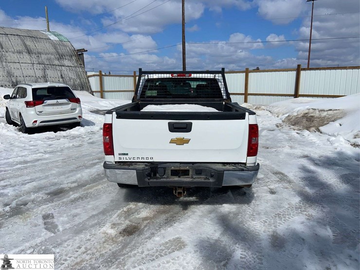 2012-chevrolet-silverado-1500-image-5