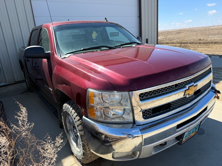 2013-chevrolet-silverado-1500-image-2