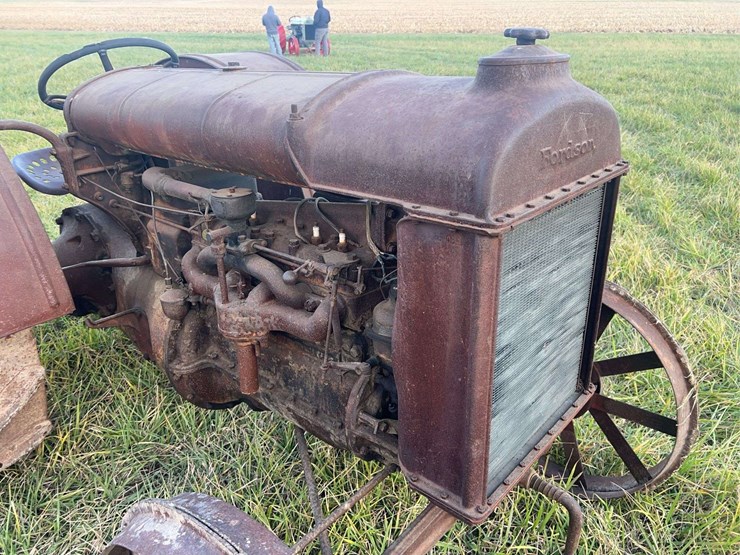 1924-fordson-tractor-image-10