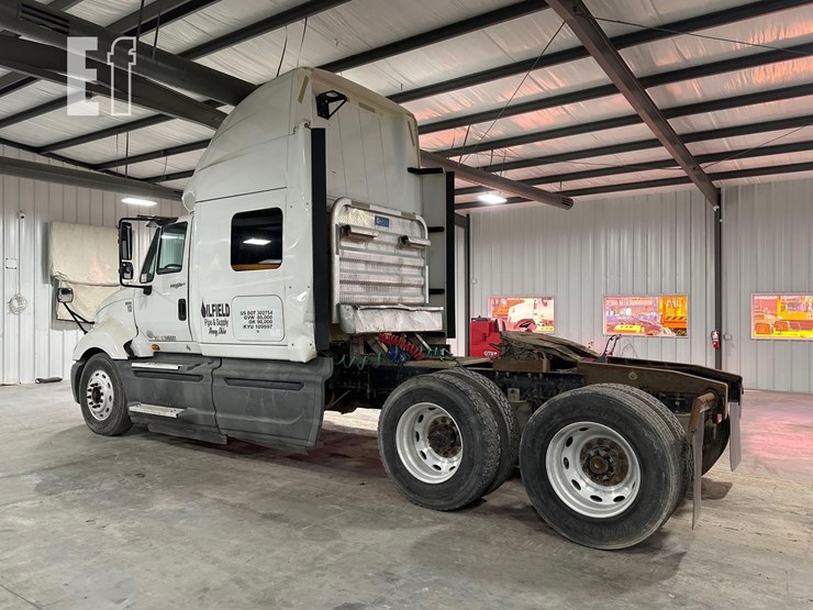 2012-international-prostar-image-4