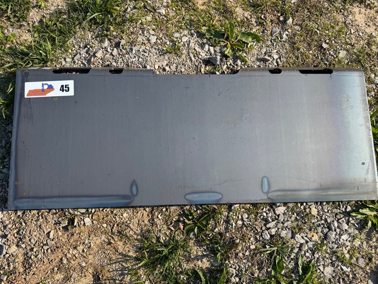 #45-•-1/4”-universal-quick-attach-mount-plate-image-1