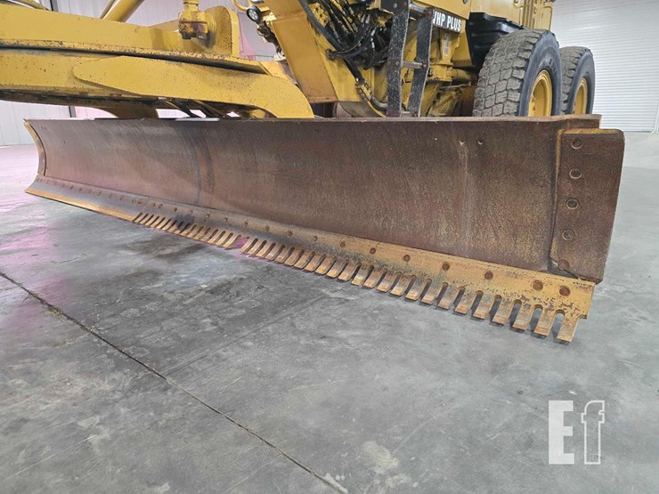 2006-caterpillar-143h-image-9