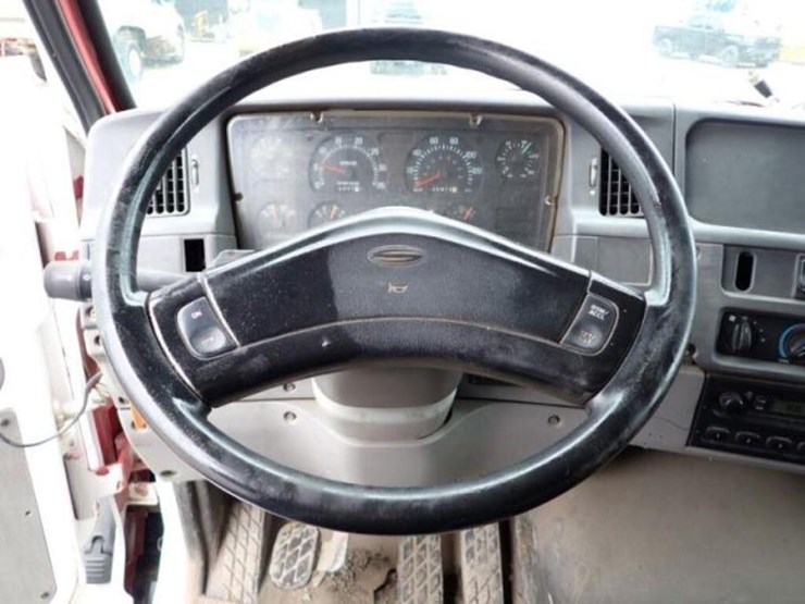 1999-sterling-l9513-image-15