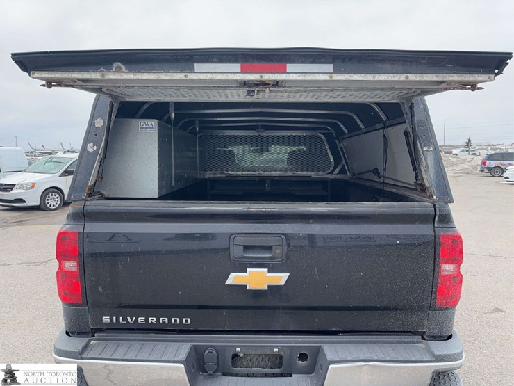 2016-chevrolet-silverado-2500hd-image-28