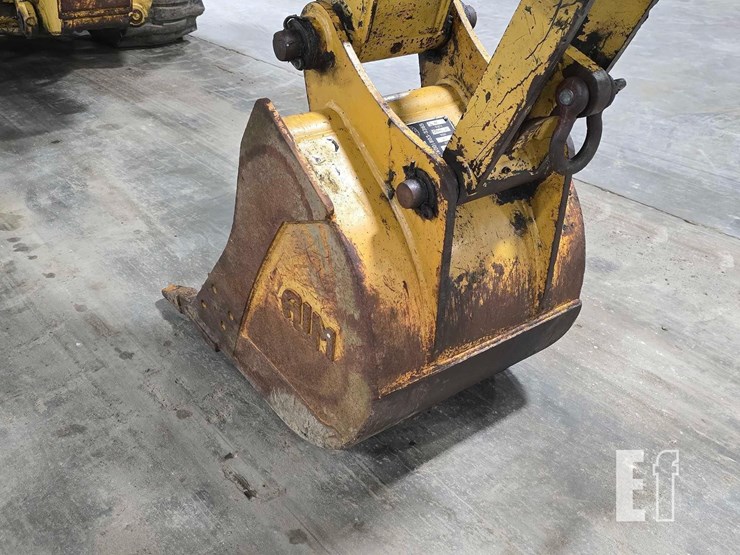 2001-caterpillar-430d-image-16