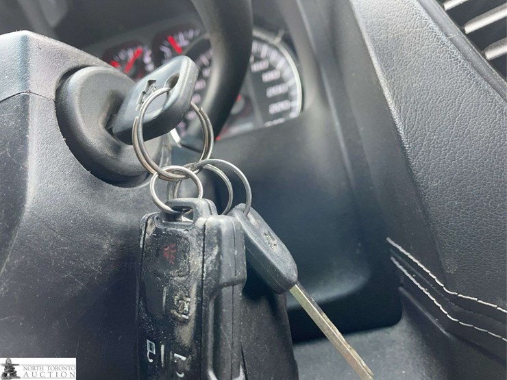 2017-chevrolet-tahoe-image-14