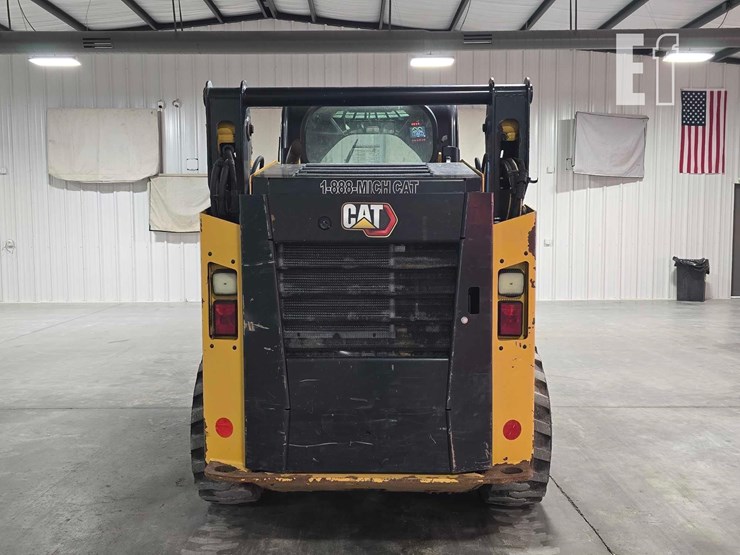 2021-caterpillar-242d3-image-8