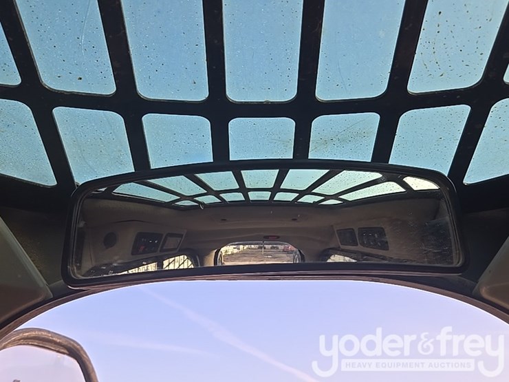 2021-caterpillar-289d3-image-89