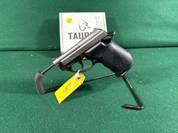 taurus-pt-22-22lr-pistol-image-5