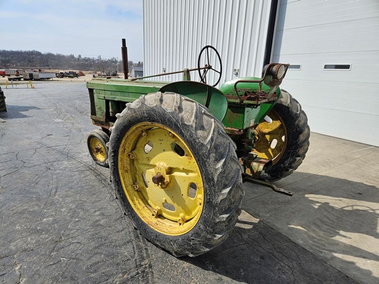 1953-john-deere-50-image-3