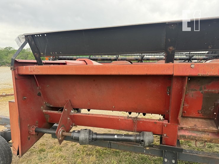case-ih-1063-image-11