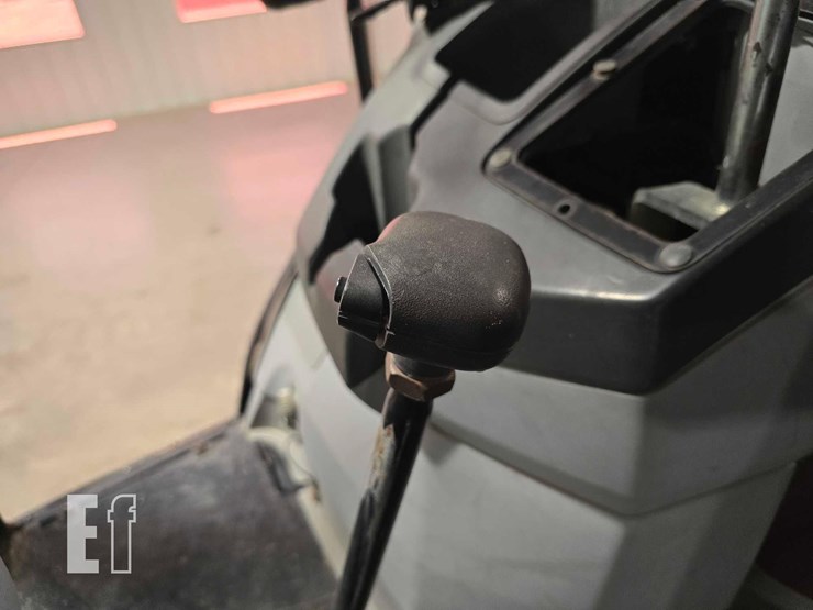 2006-caterpillar-416e-image-23