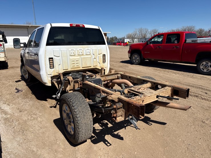 2015-gmc-sierra-3500hd-image-4