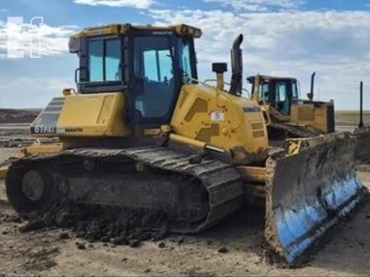 2017-komatsu-d61pxi-image-7