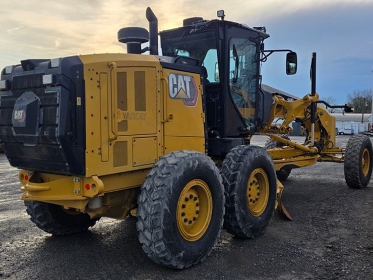 2020-caterpillar-140-image-3