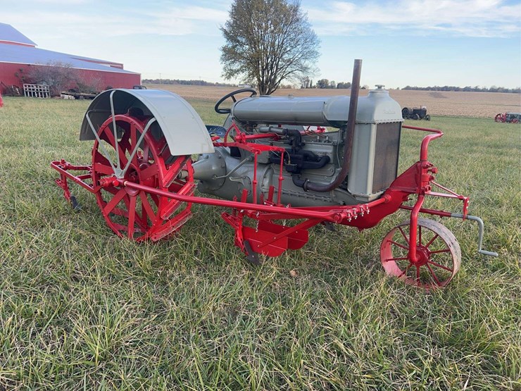 1927-fordson-tractor-image-7