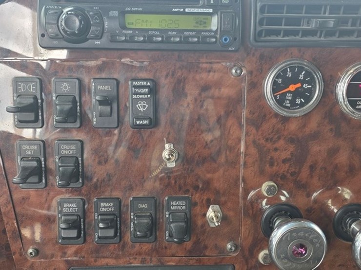 2006-international-9900-image-76