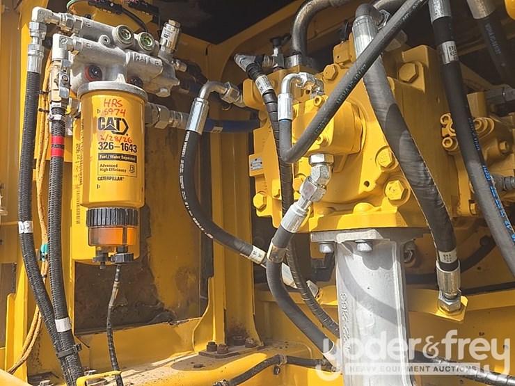 2017-caterpillar-336fl-image-62