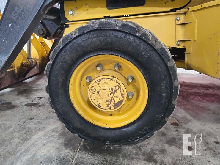 2013-deere-310k-image-29