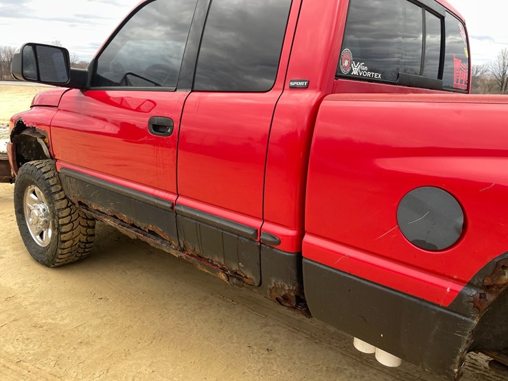 2001-dodge-ram-2500-image-30