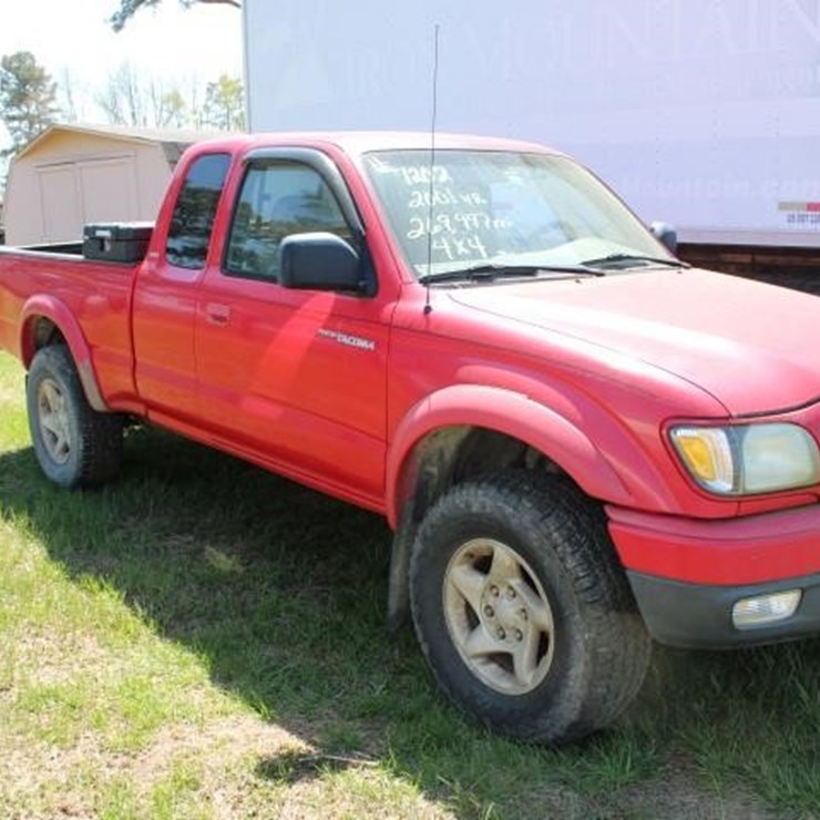 2001 TOYOTA TACOMA