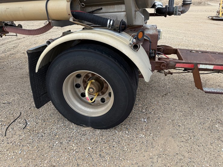 2009-polar-tank-image-3