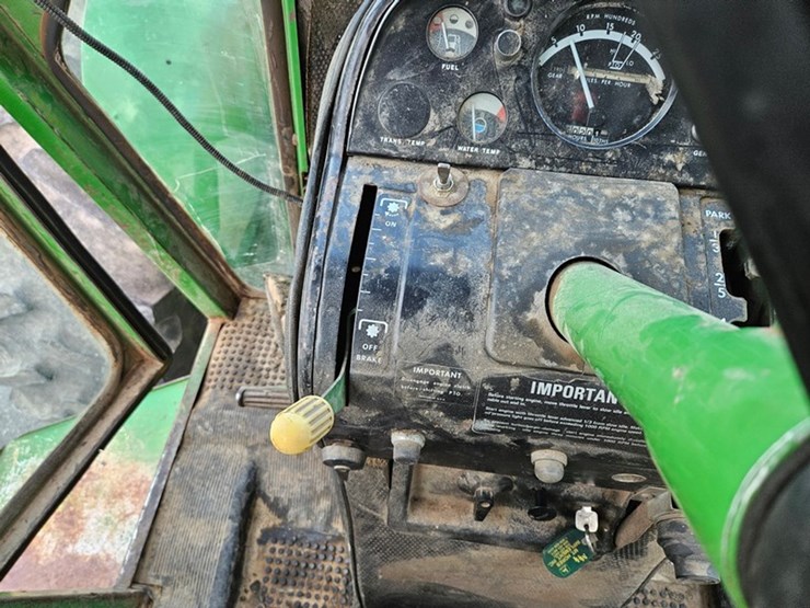 1974-john-deere-7520-image-43