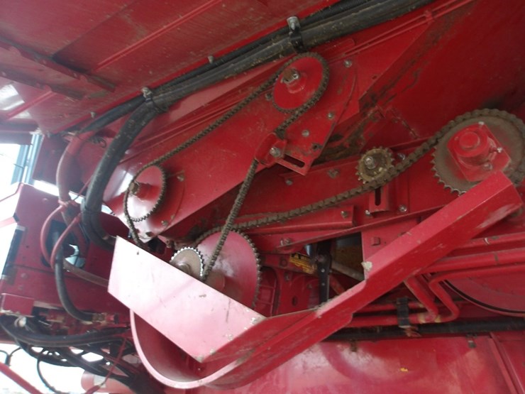 case-ih-1688-image-14