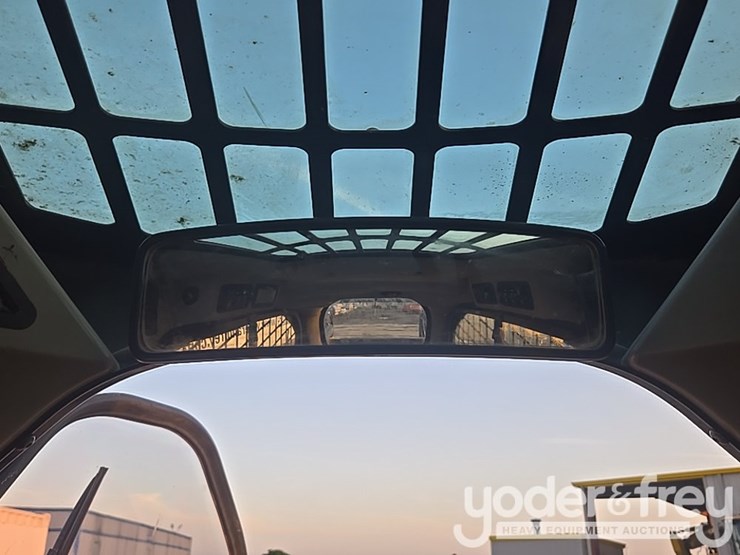 2022-caterpillar-289d3-image-94