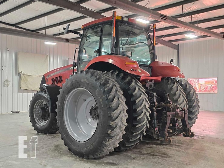 case-ih-magnum-245-image-4