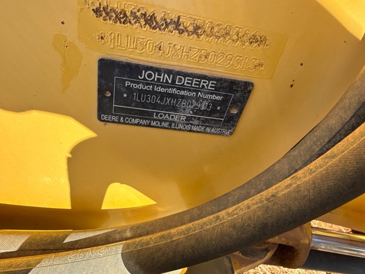 2012-deere-304j-image-6